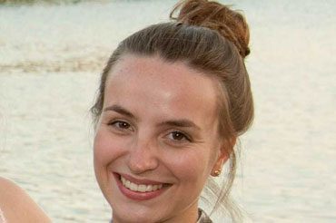 Freiwillige Alina Schröter
