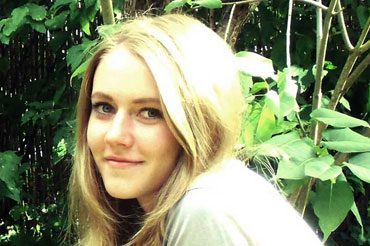 Freiwillige Nina Pilz
