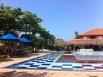 Der Pool vom Palm Bay Hotel in Marawila