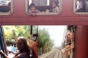 Eine Zugfahrt durch Sri lanka